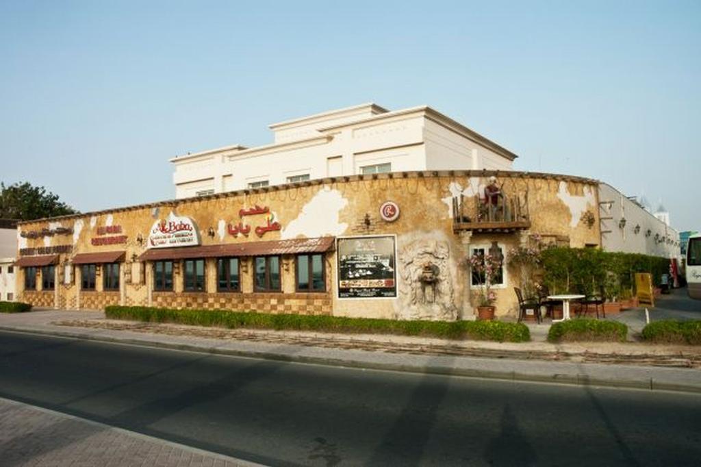 Regent Beach Resort Dubai Exterior foto