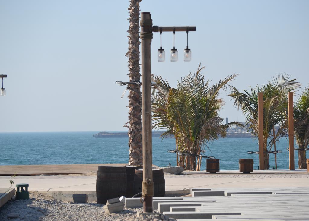 Regent Beach Resort Dubai Exterior foto