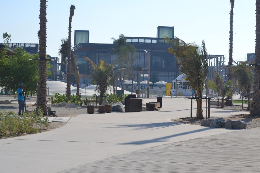 Regent Beach Resort Dubai Exterior foto
