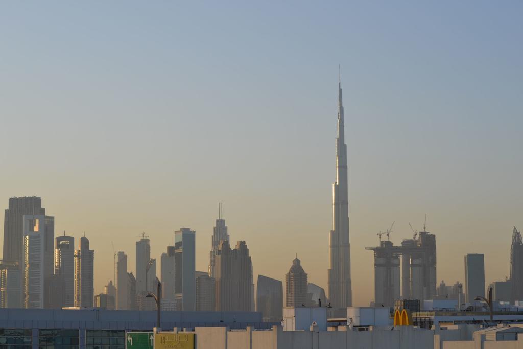 Regent Beach Resort Dubai Exterior foto