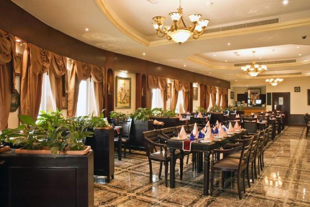 Regent Beach Resort Dubai Exterior foto